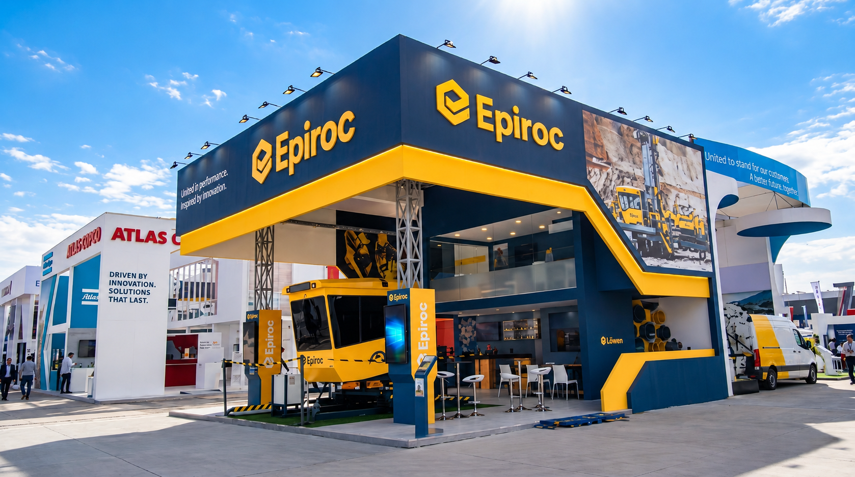 Stand personalizado Epiroc diseñado y construido por NeoDesign Perú